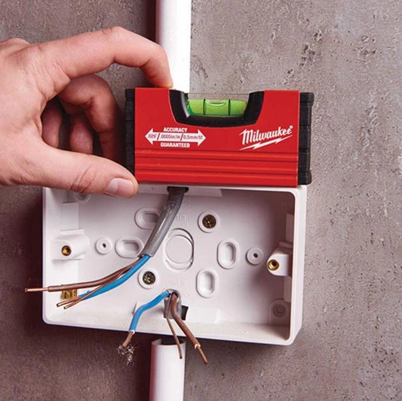 Milwaukee Minibox Cep Tipi Su Terazisi 10 cm – T4932459100