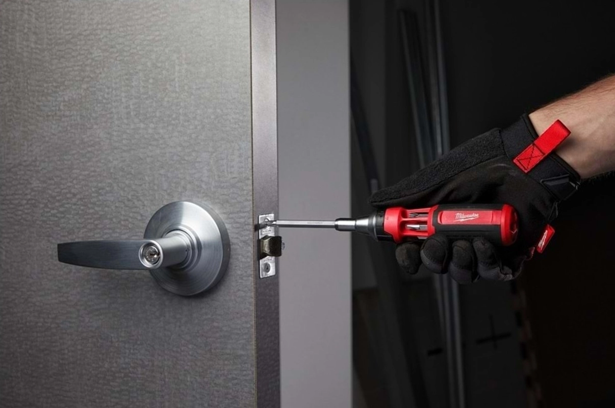 Milwaukee 9 in 1 Cırcırlı Tornavida - T4932471599
